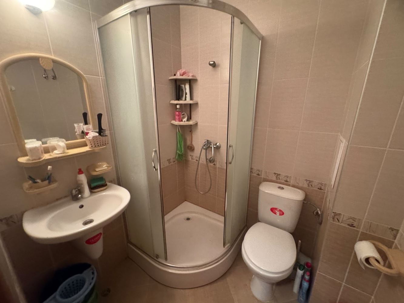 Apartmán s jednou ložnicí ve Starém městě Pomorie – kompletně zařízený, v obytné budově a připravený k nastěhování