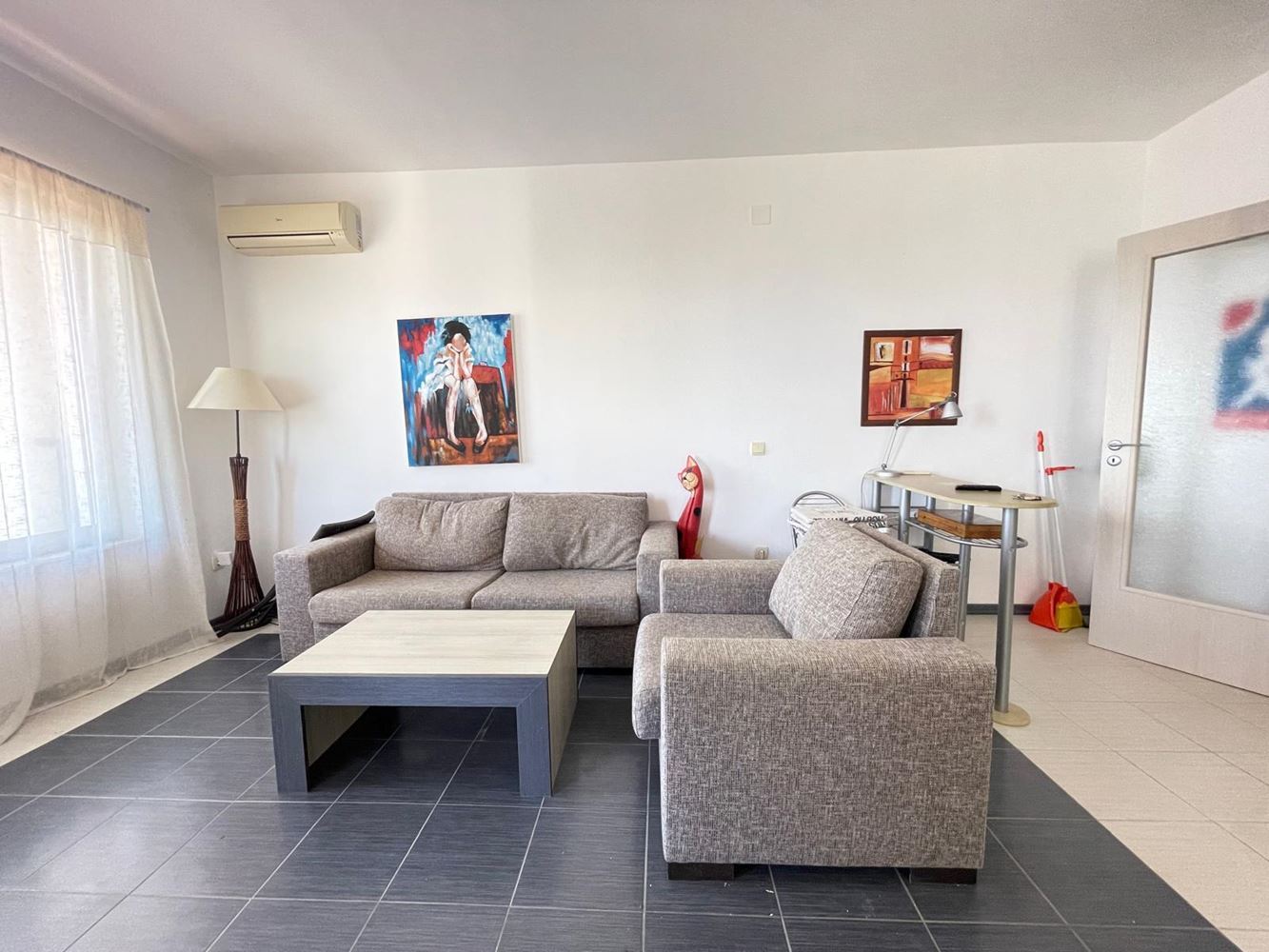 Vysněný domov u moře – apartmán se dvěma ložnicemi, skvělou polohou a širokou nabídkou vybavení