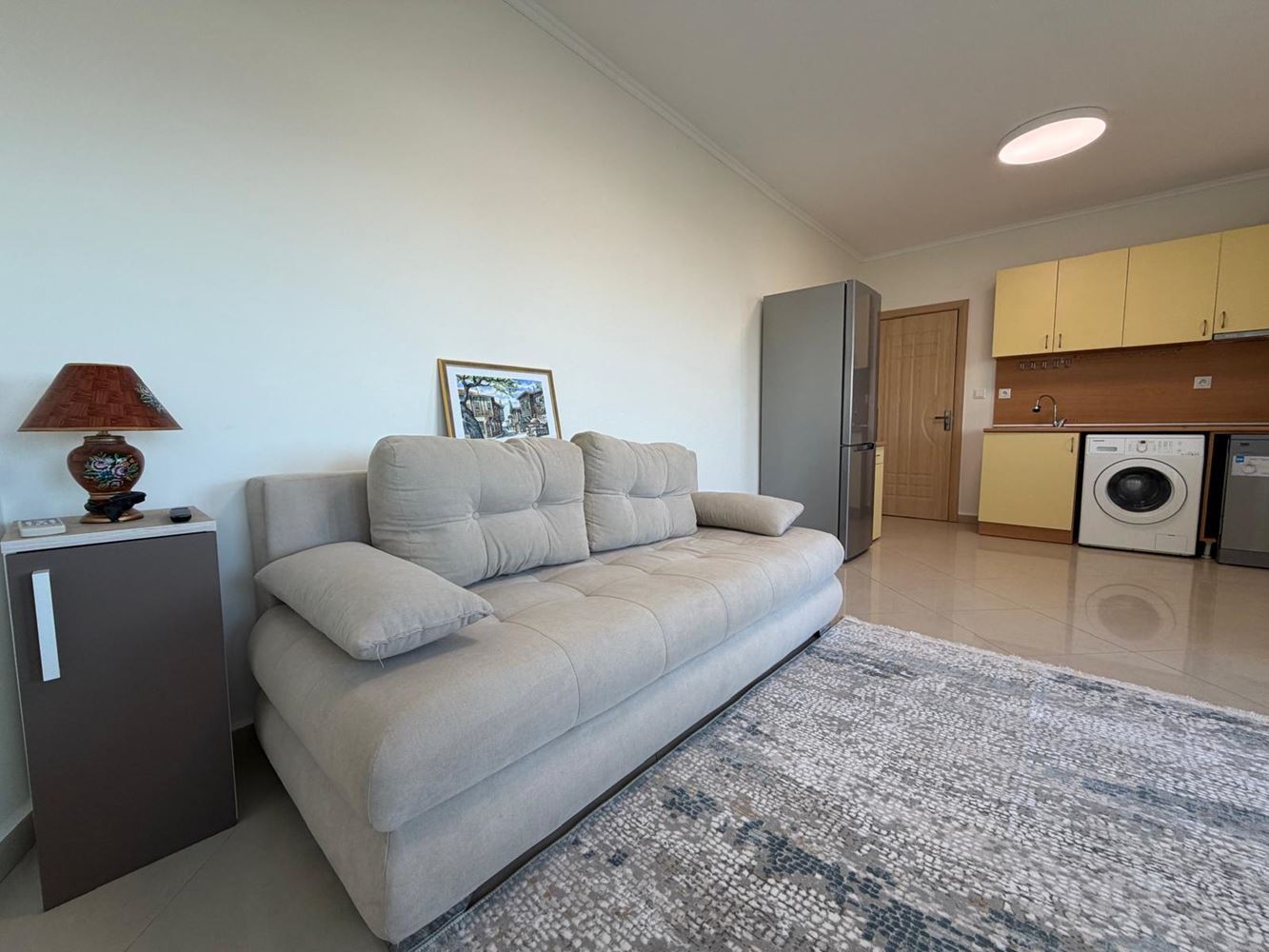 Mořské pohodlí a útulnost ve Sveti Vlas – apartmán s jednou ložnicí připravený k nastěhování nebo investici