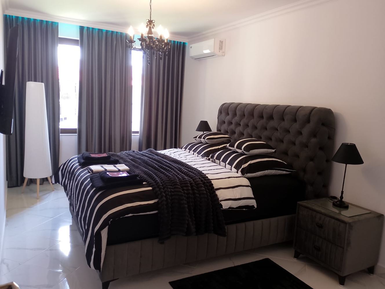 Luxusní třípokojový byt v prestižním komplexu se zelení a bazény ve městě Sveti Vlas