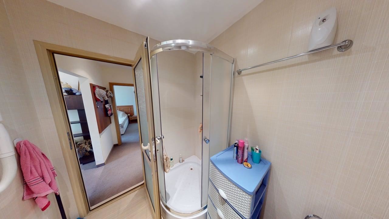 Světlý dvoupokojový apartmán na Slunečném pobřeží – komfort, bezpečí a výborná infrastruktura