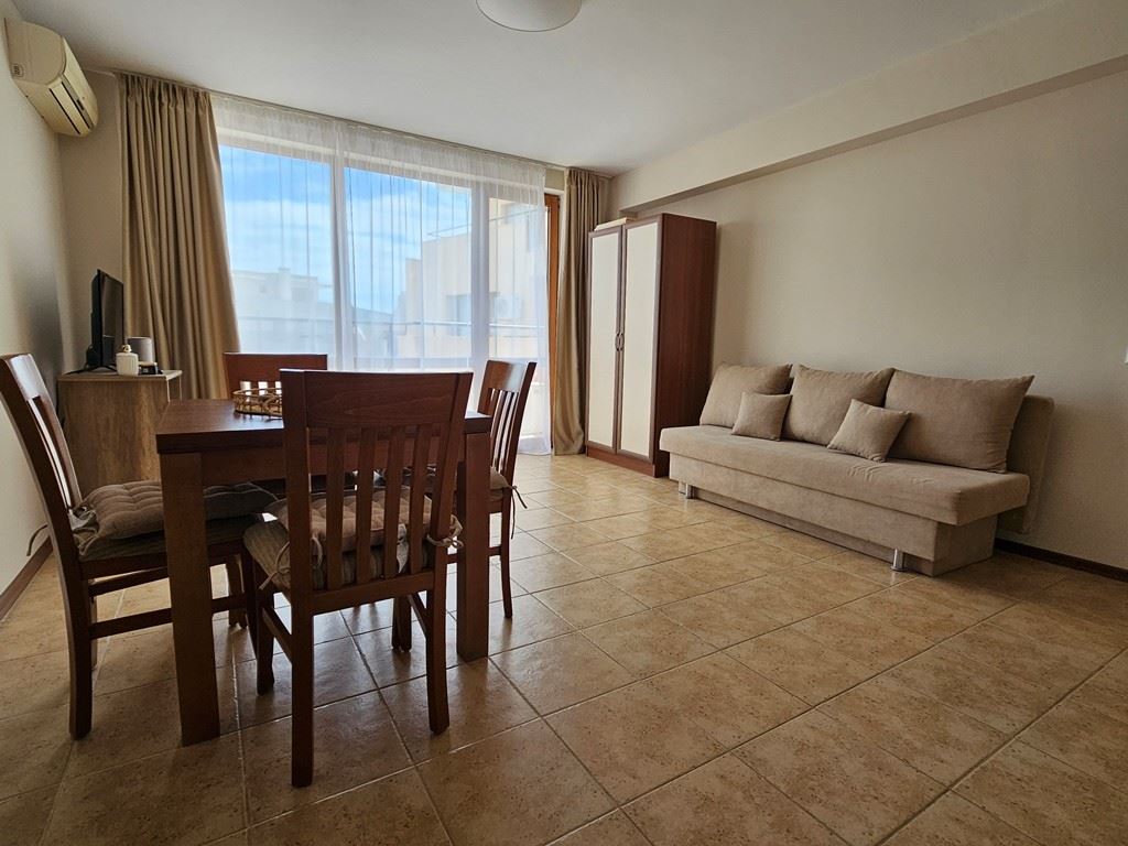 Apartmán s jednou ložnicí s panoramatickým výhledem a skvělou lokalitou v Sunny Beach