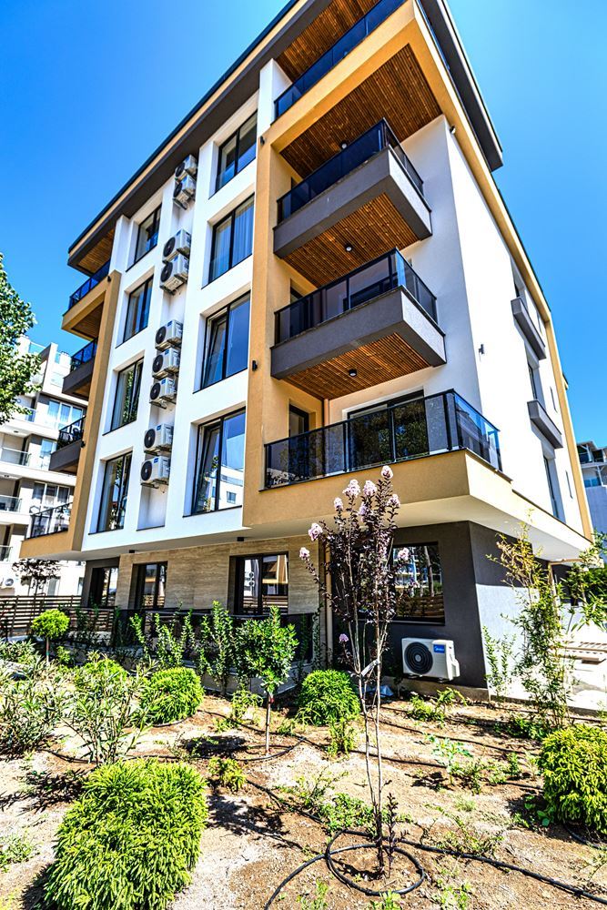 Apartmán s jednou ložnicí v přízemí moderního komplexu ve Slunečném pobřeží