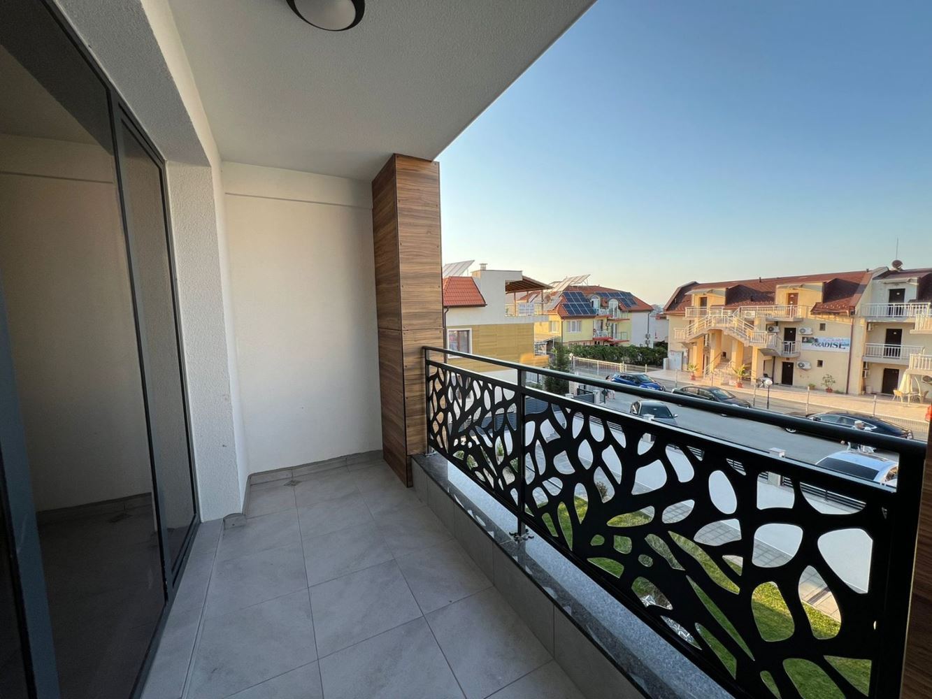 Luxusní apartmán s jednou ložnicí 50 metrů od pláže v Sozopolu – bez poplatku za údržbu
