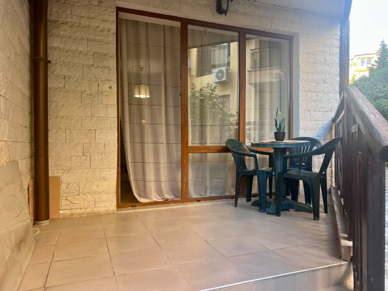 Studio s designovou rekonstrukcí ve Sveti Vlas – pouhých 200 m od moře