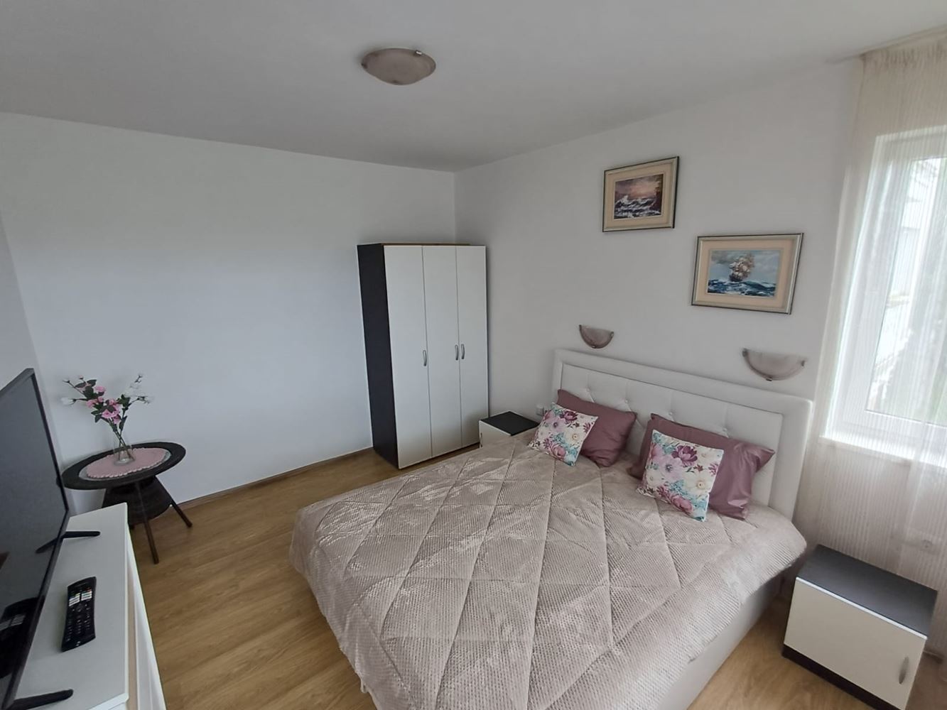Dvoupokojový apartmán 500 metrů od pláže v Slunečním pobřeží – připraven k nastěhování