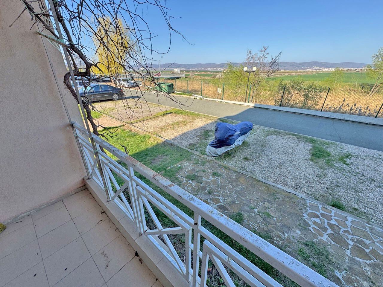 Třípokojový byt v komplexu s dobře organizovaným prostředím a útulnou atmosférou