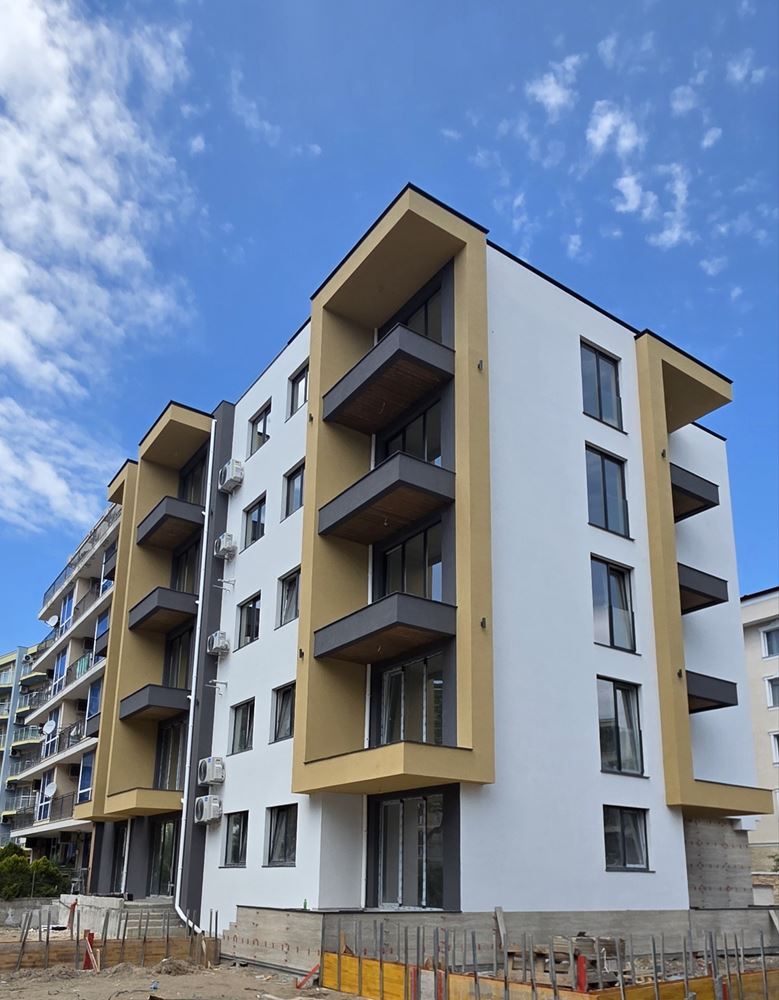 Nový apartmán s jednou ložnicí v moderním komplexu ve Slunečném pobřeží