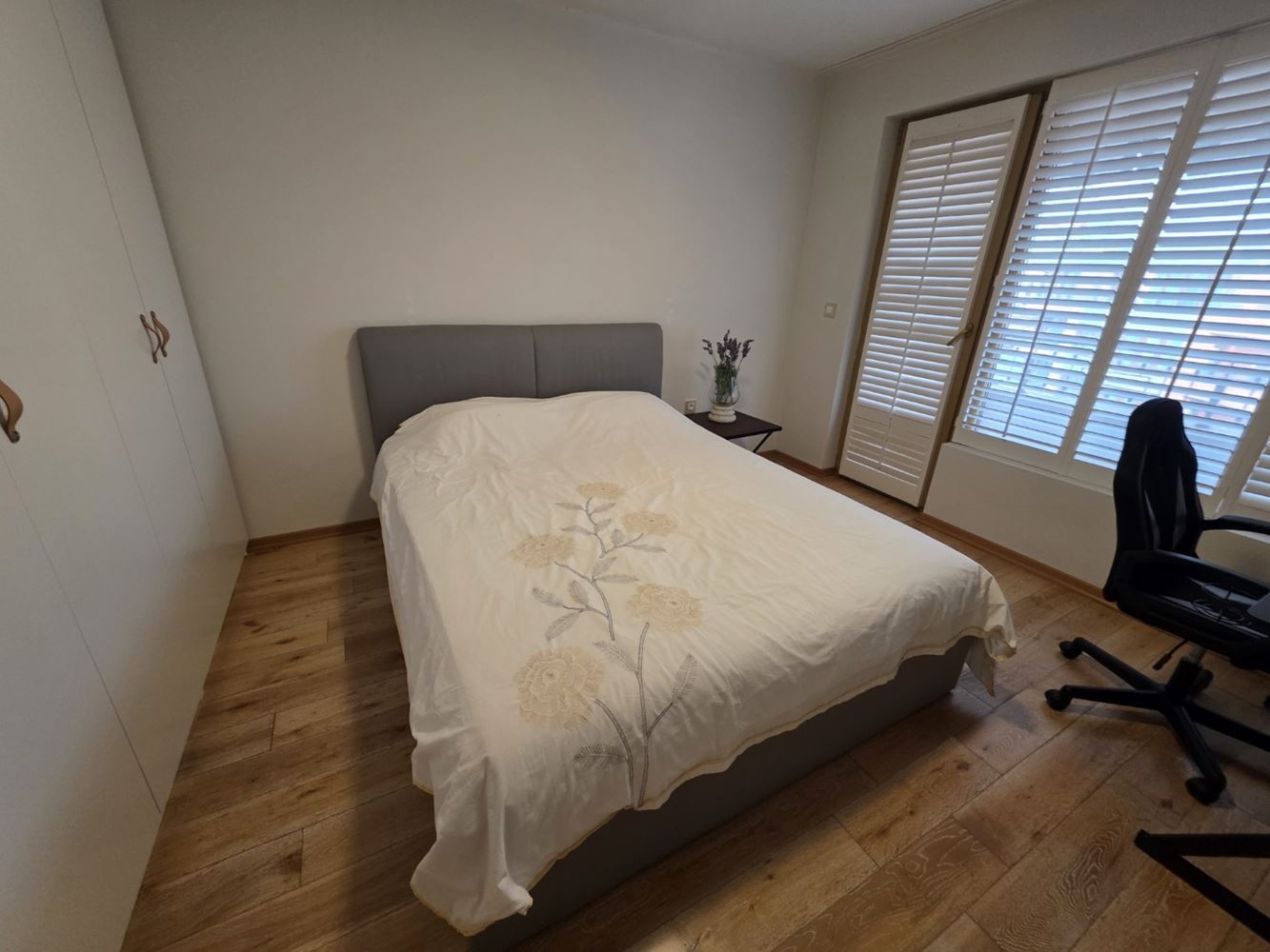 Nesebar: luxusní byt se dvěma ložnicemi a panoramatickým výhledem na moře – 183 m² prostoru, pohodlí a stylu