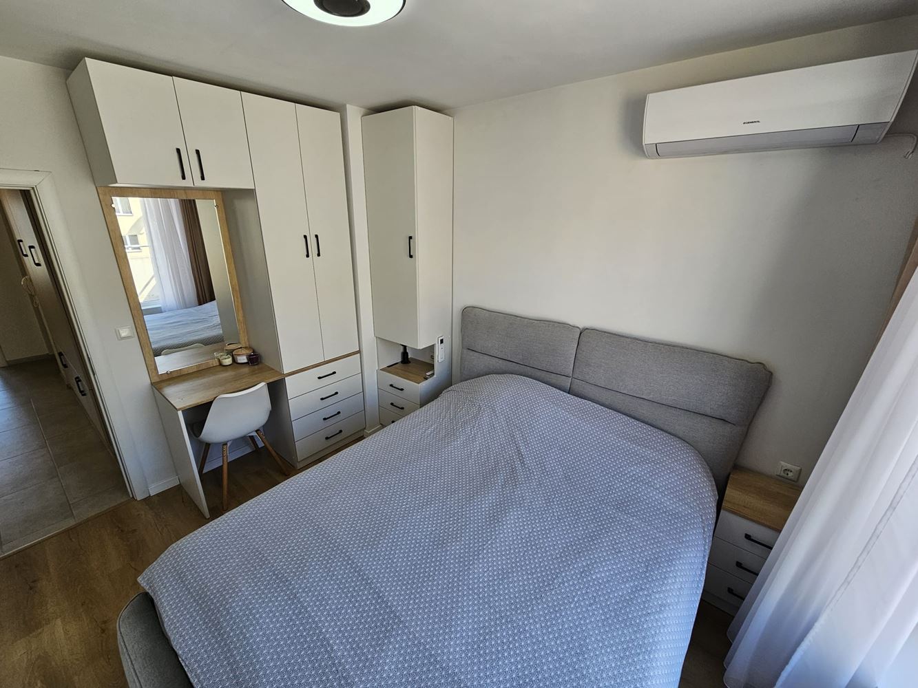 Prostorný a světlý byt se dvěma ložnicemi a dvěma velkými terasami v Meden Rudnik – ideální pro rodinu nebo investici