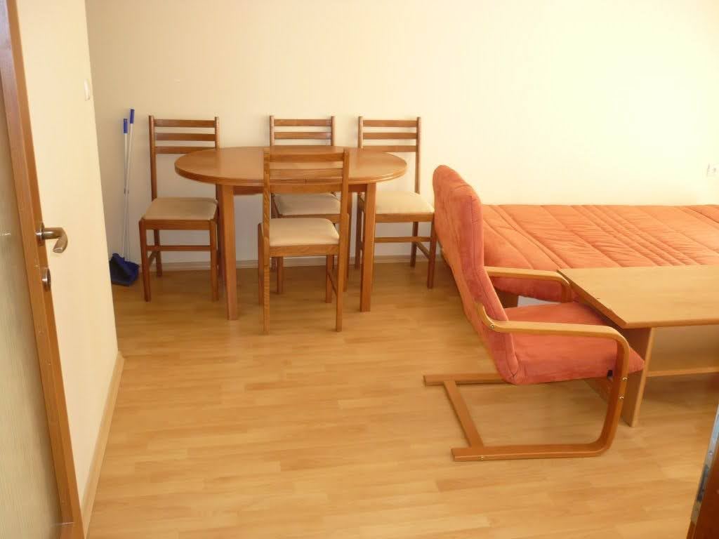 Plně zařízený apartmán s jednou ložnicí přímo u pláže s výhledem na moře v Elenite