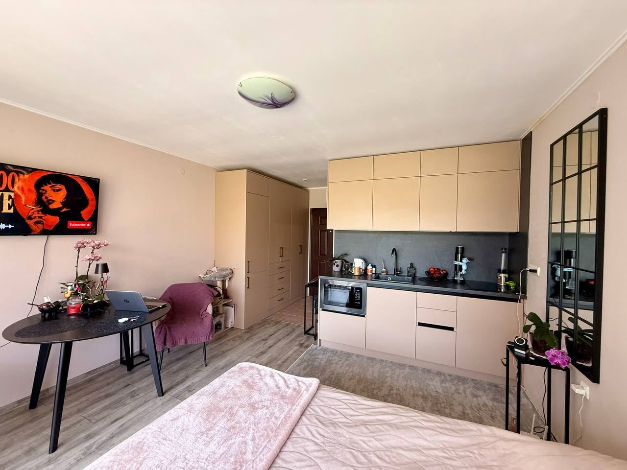 Útulné studio v moderním komplexu s luxusním vybavením a výbornou lokalitou