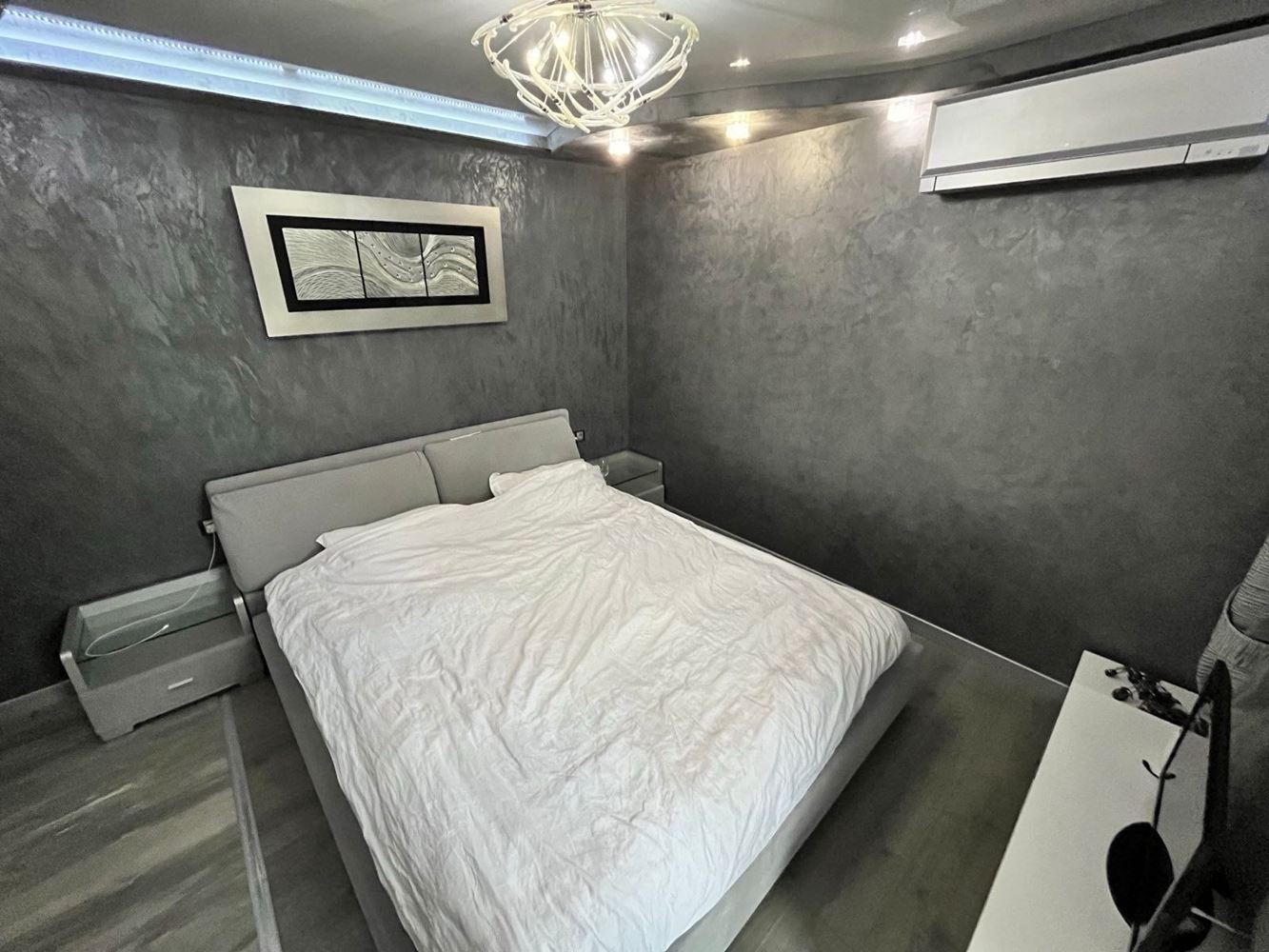 Luxusní apartmán se třemi terasami a vybavením vysoké třídy – výjimečný byt se dvěma ložnicemi v komplexu „Černé moře“, Nesebar