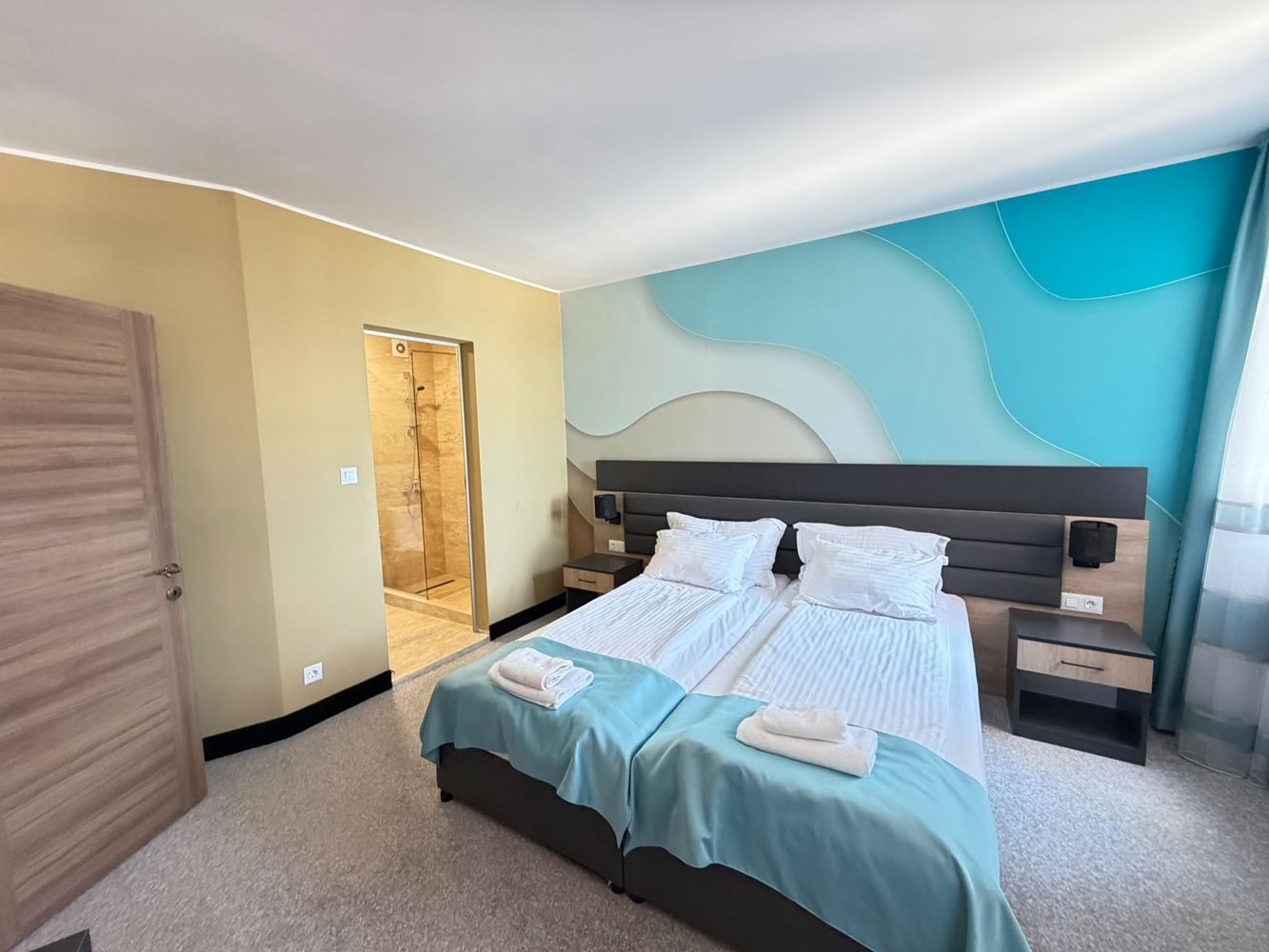 Luxusní apartmán v první linii u moře na Slunečném pobřeží s přímým výhledem na moře