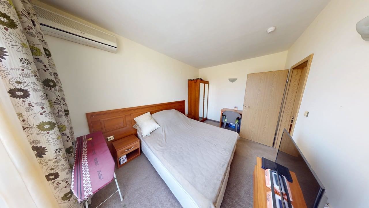 Světlý dvoupokojový apartmán na Slunečném pobřeží – komfort, bezpečí a výborná infrastruktura
