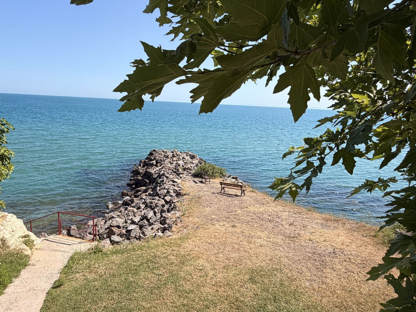 Absolutně první linie v Sveti Vlas! Prostorný apartmán s jednou ložnicí a nádherným výhledem na moře