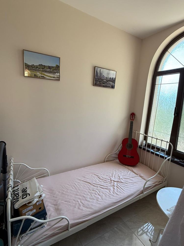 Luxusní mezonet s prostornou verandou a výhledem na bazén ve Sveti Vlas
