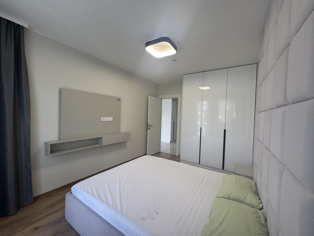 Apartmán s jednou ložnicí v butikové rezidenčním komplexu v Slunečném pobřeží – styl, komfort a vynikající investiční příležitost