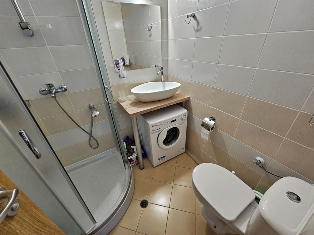 Exkluzivní 2pokojový apartmán s panoramatickým výhledem na bazén ve Slunečném pobřeží