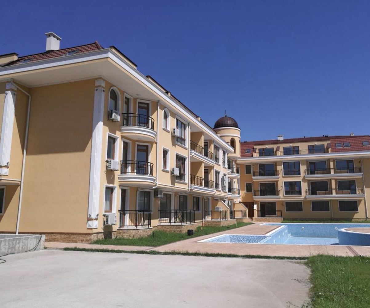 Apartmán s jednou ložnicí v moderním komplexu jen pár kroků od moře v Ravdě – ideální volba pro investici nebo útulný domov