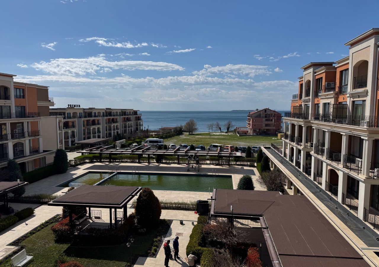 Studio v první linii u moře s výhledem na moře v luxusním komplexu – plně zařízené a připravené k užívání