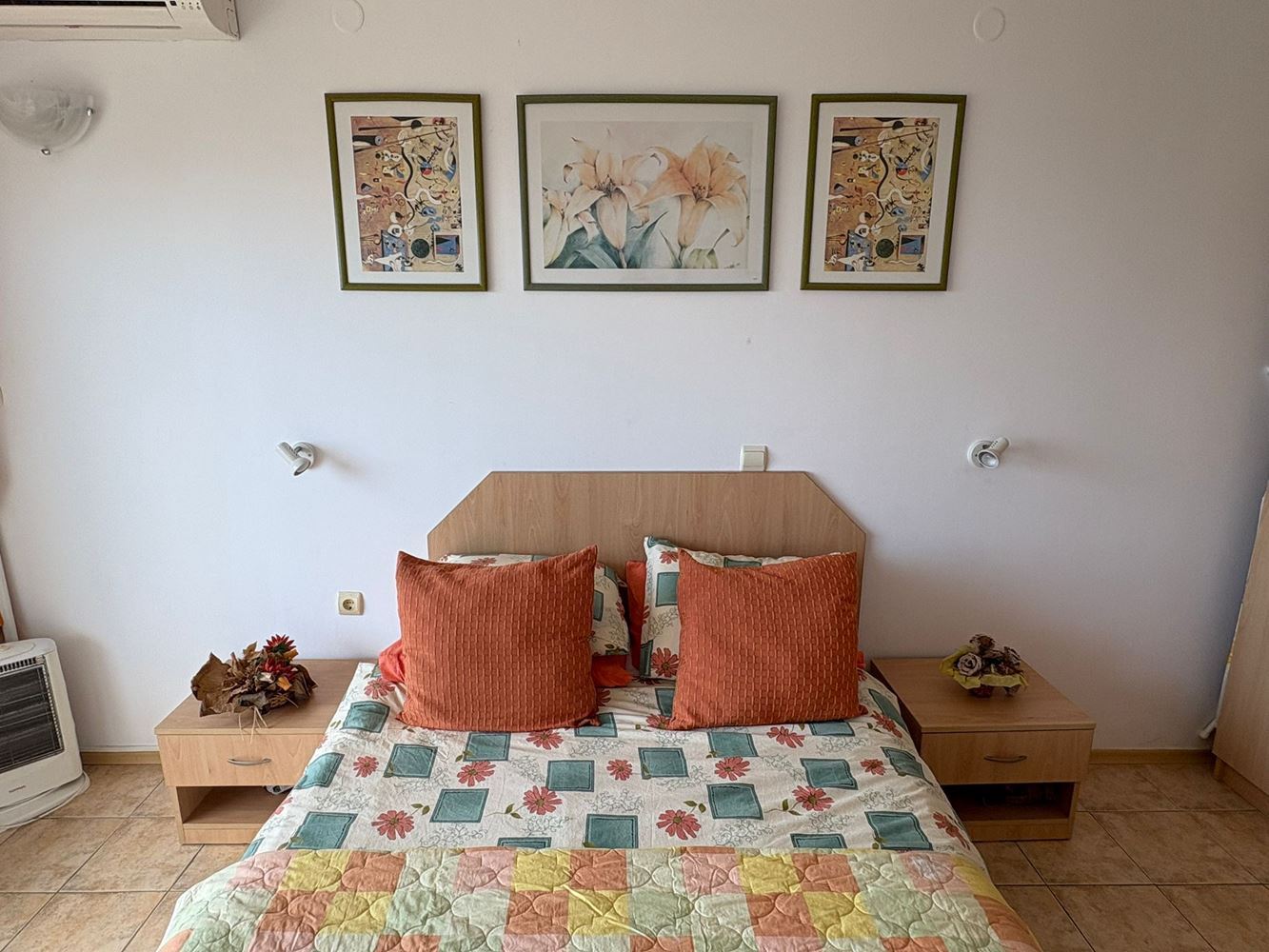 2pokojový apartmán s přímým výhledem na moře ve Svatém Vlasu – komfort, klid a resortový životní styl