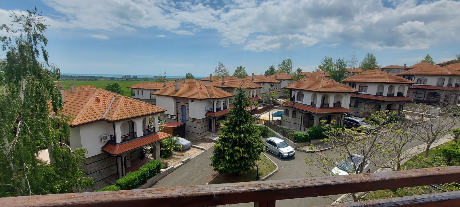 2+kk apartmán s panoramatickým výhledem na moře v Aheloy – komfort, prostor a klid