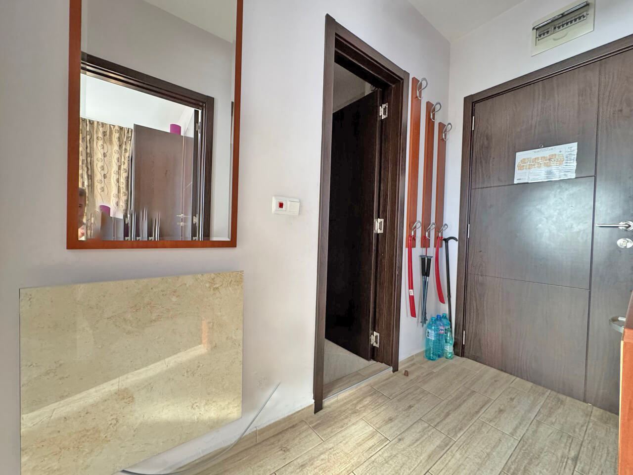 Apartmán se dvěma ložnicemi a výhledem do parku ve Slunečném pobřeží – pohodlí a vynikající vybavení