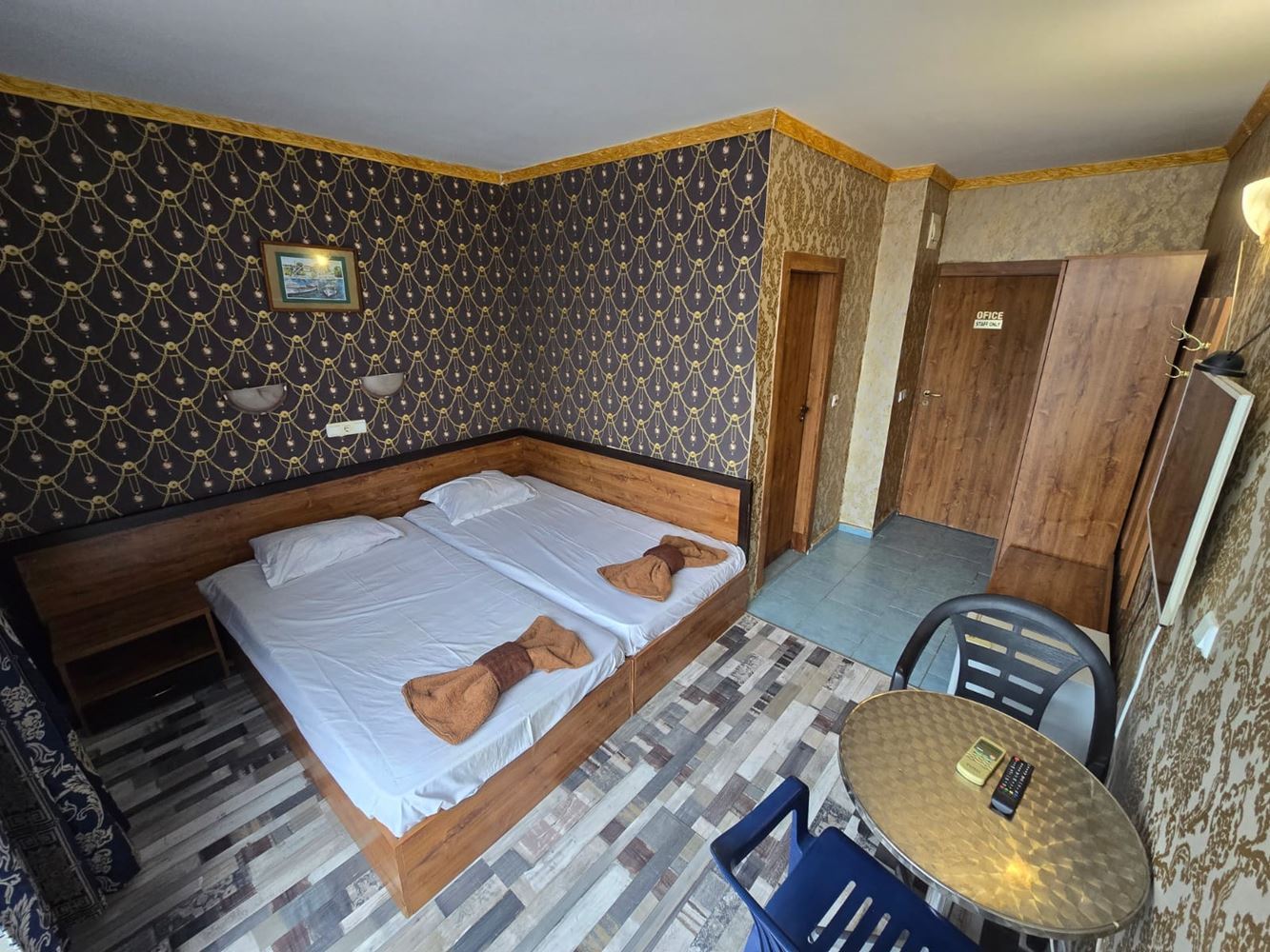 Stylové studio v centru Slunečného pobřeží s výhledem na park a město