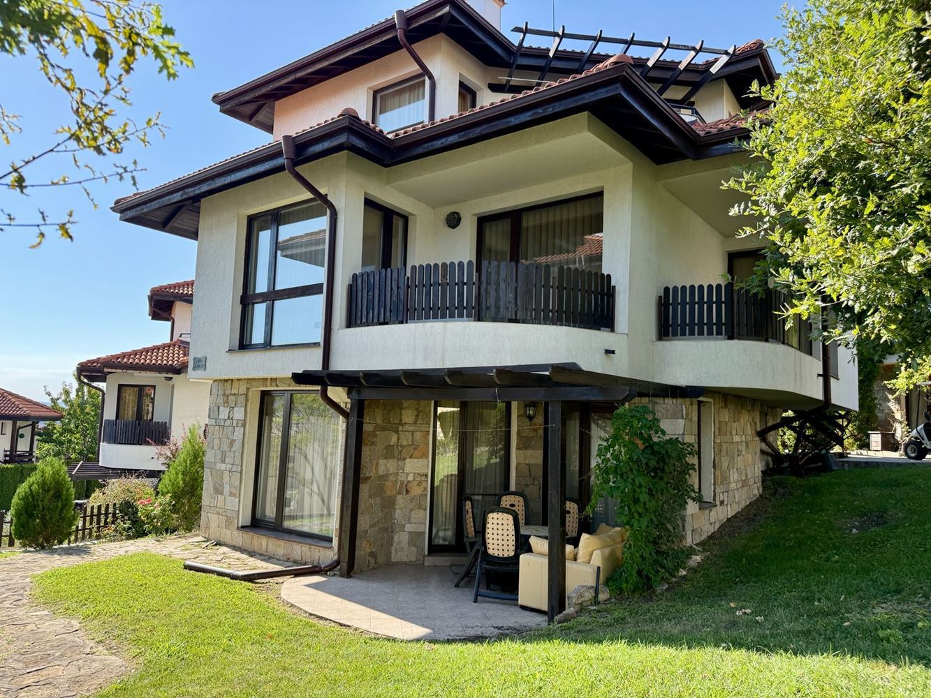 Útulný apartmán s jednou ložnicí, zahrádkou a vynikajícím vybavením v oblasti Sunny Beach