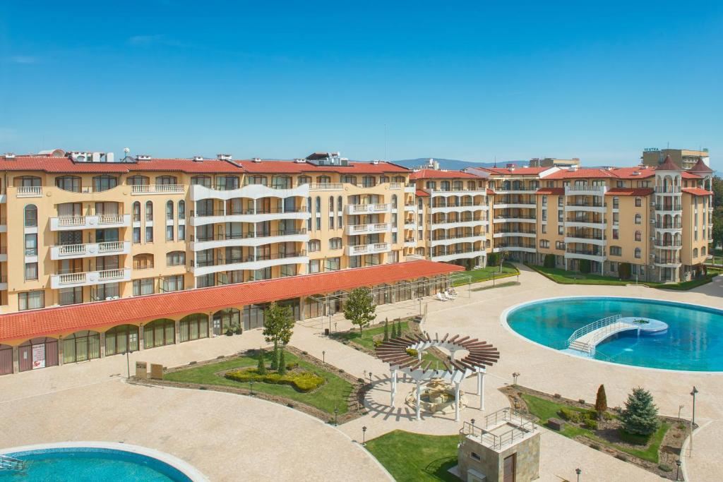 Prostorný byt se dvěma ložnicemi a vynikající infrastrukturou v Sunny Beach