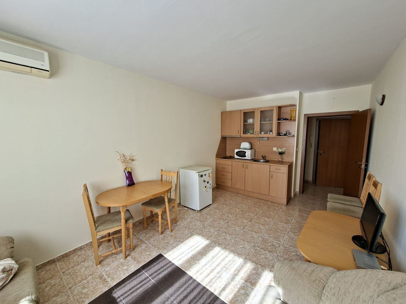 Apartmán s jednou ložnicí 300 metrů od moře v Ravdě – výborná investice a komfort pro celou rodinu