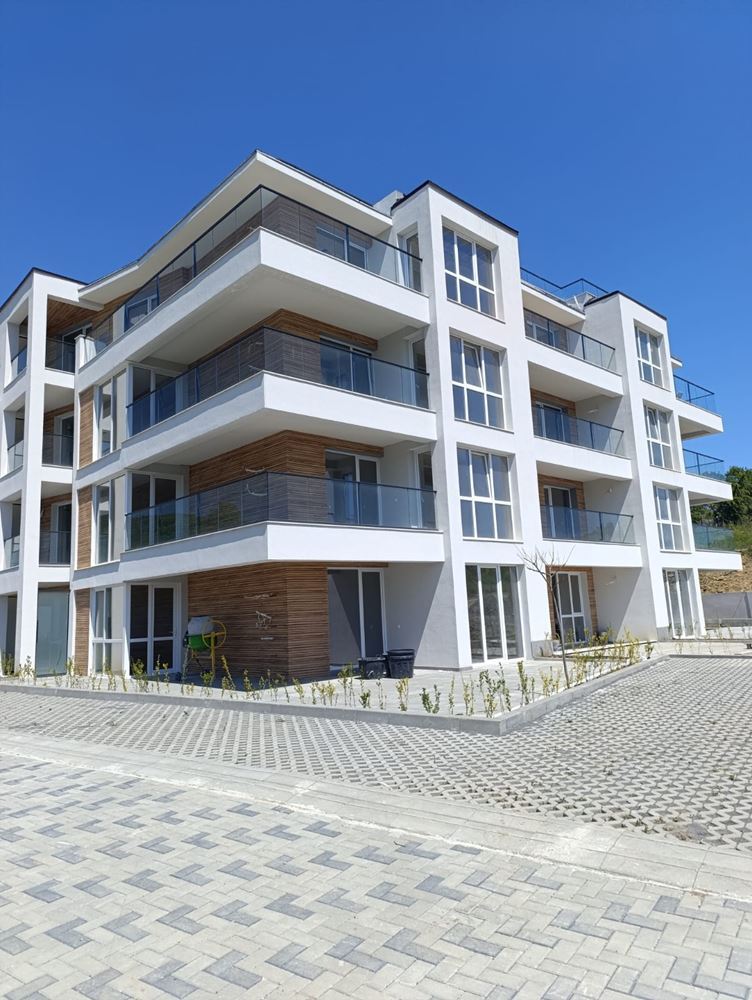 Studio v novém komplexu bez poplatku za údržbu ve Sveti Vlas – výborná nemovitost s Aktem 16