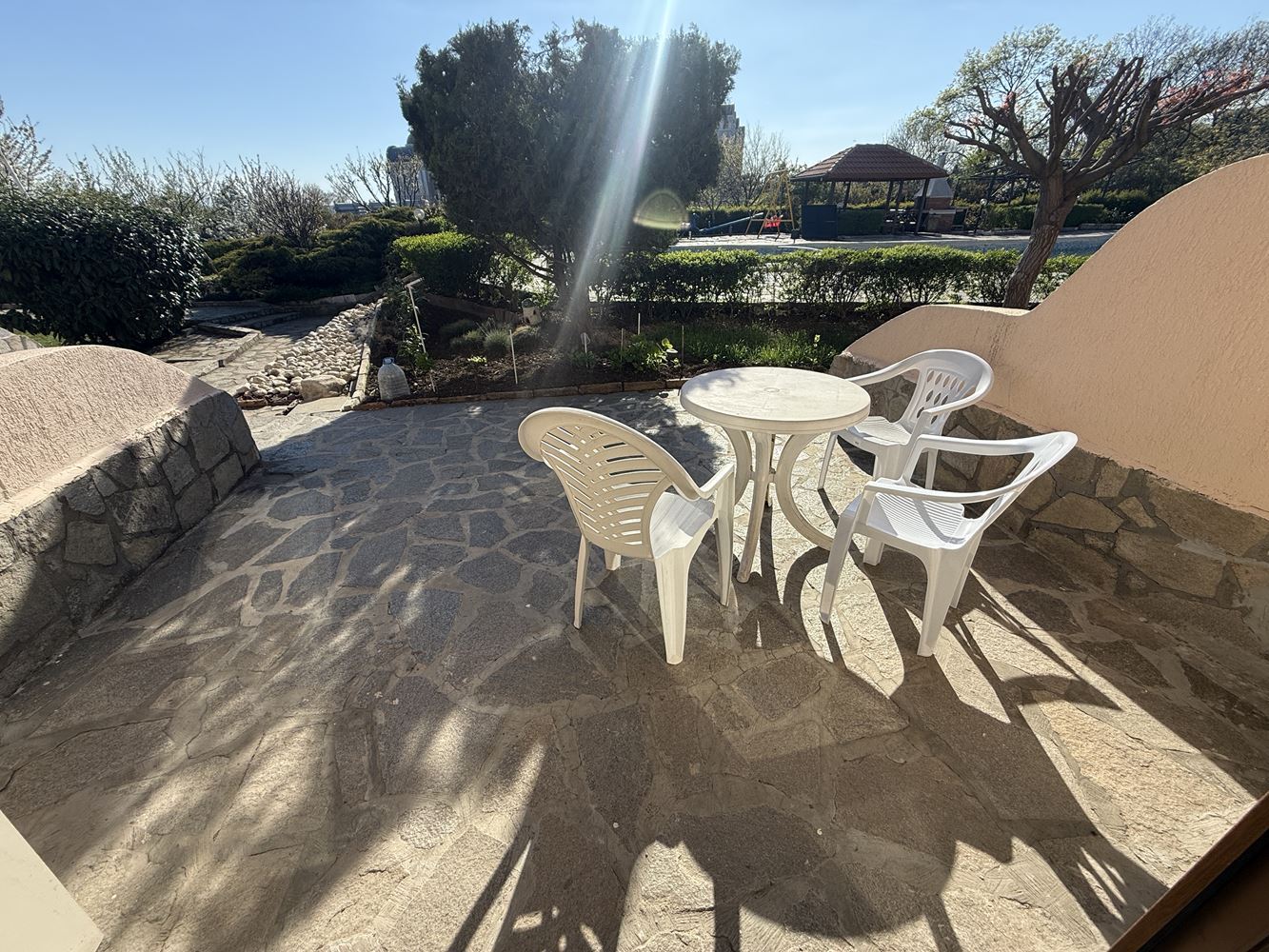 Dvoupokojový apartmán v Svatém Vlasu – pár kroků od moře s možností splátek