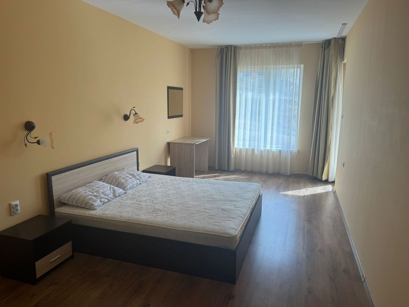 Prostorný apartmán s jednou ložnicí v elegantním komplexu na Slunečním pobřeží
