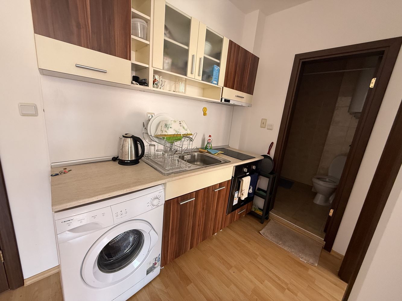 Zařízený byt s jednou ložnicí s výhledem na bazén ve Slunečném pobřeží