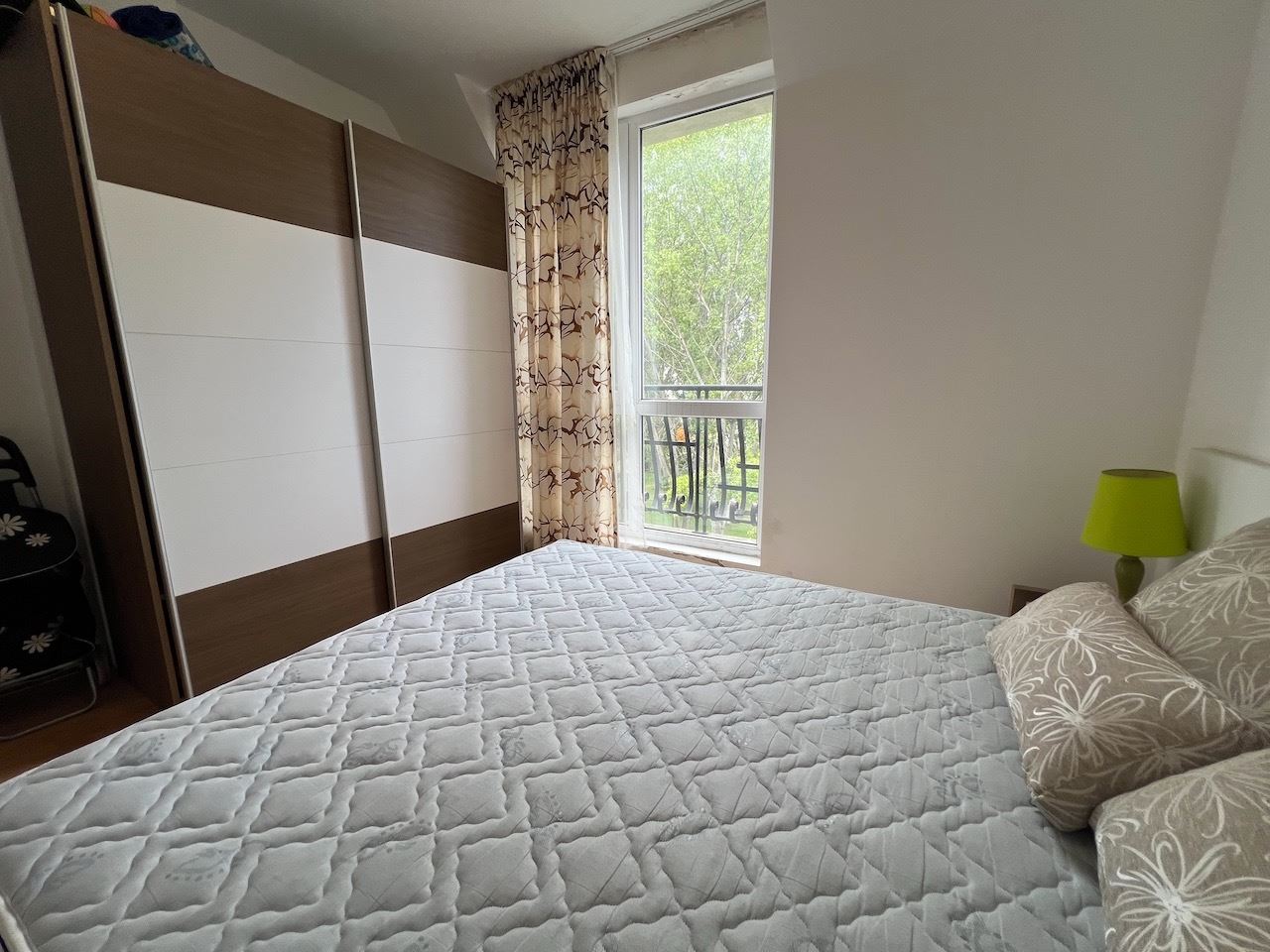 Apartmán s jednou ložnicí v Slunečném pobřeží – připravený k užívání a pronájmu