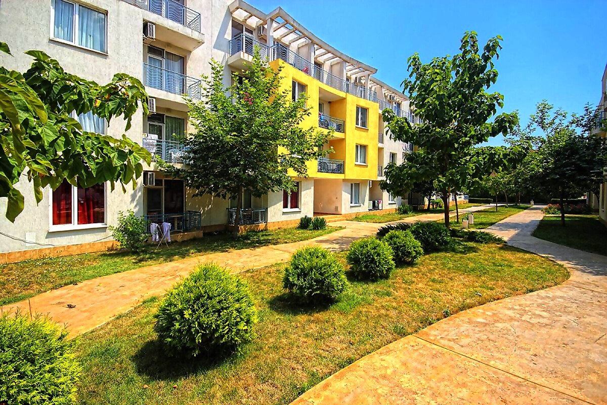 Moderní apartmán se dvěma ložnicemi na Slunečném pobřeží – komfort, lokalita a skvělá infrastruktura