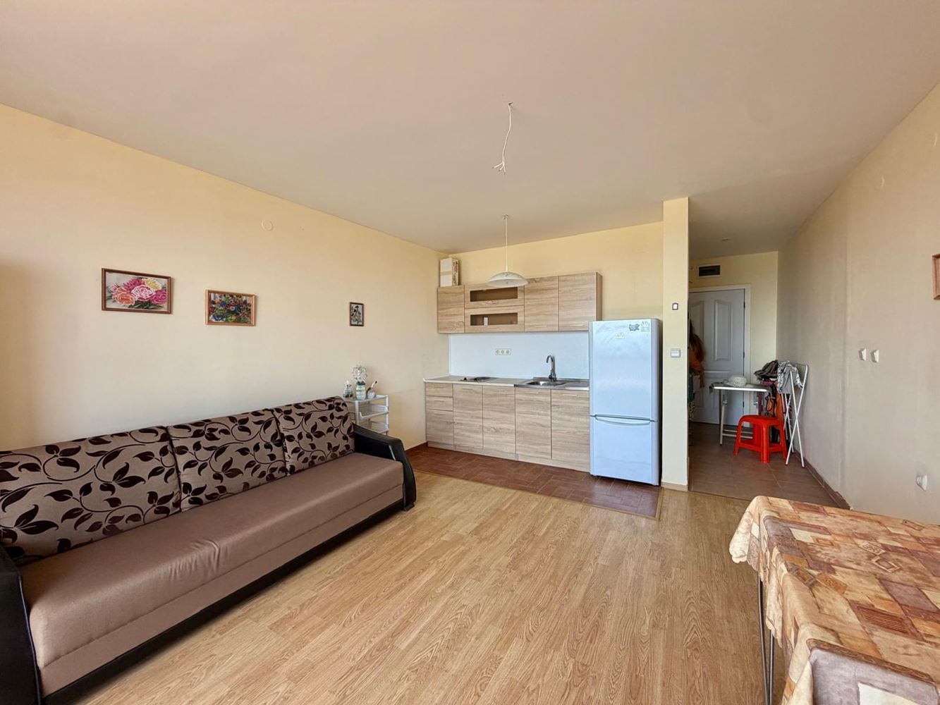 Zařízené studio s panoramatickým výhledem na moře v Ravdě, pouhých 50 metrů od moře