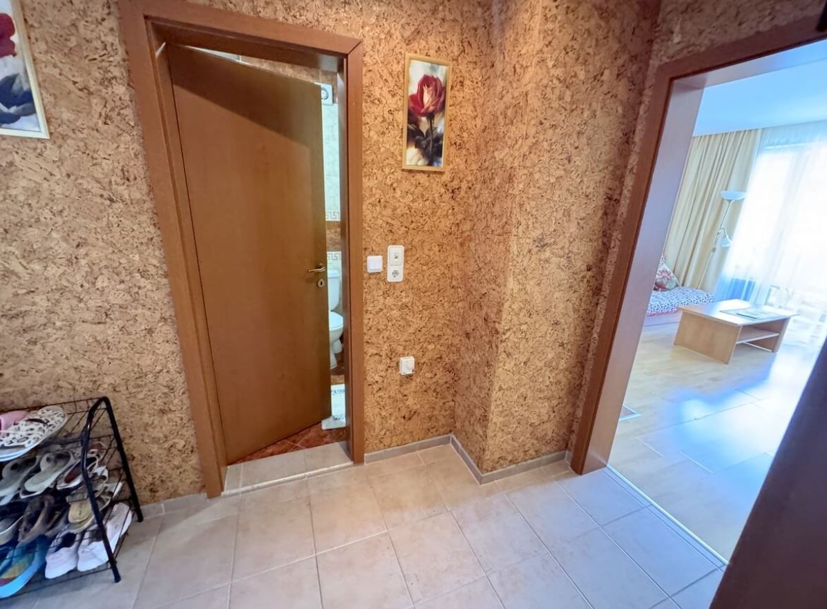 Krásný apartmán v první linii u moře v prestižním komplexu poblíž Elenite a Sveti Vlas