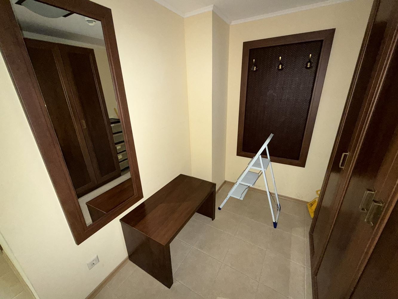 Byt se dvěma ložnicemi v Pomorie s přímým výhledem na moře – luxusní život na první linii