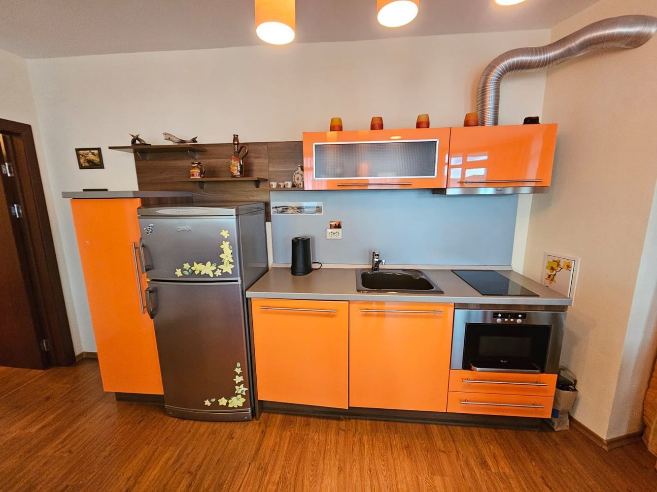 Prostorný apartmán se třemi ložnicemi na první linii moře v Sozopolu s unikátní panoramatickou terasou