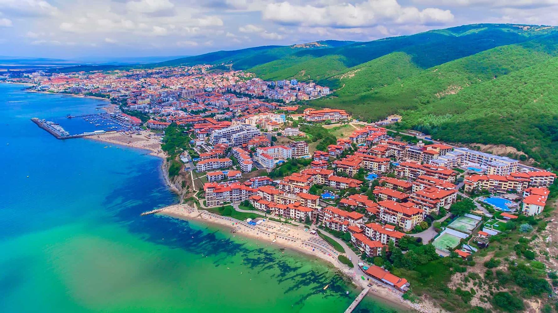 Apartmán s jednou ložnicí v první linii v prémiovém komplexu ve Sveti Vlas