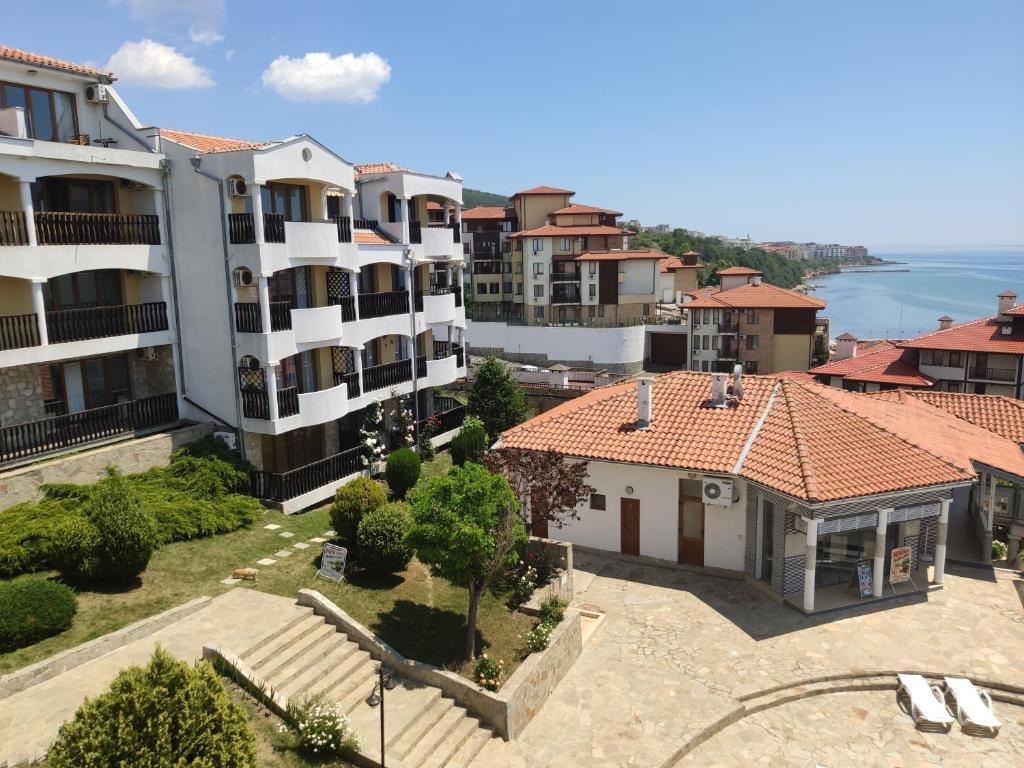 Luxusní apartmán se dvěma ložnicemi na první linii ve VIP zóně Sveti Vlas