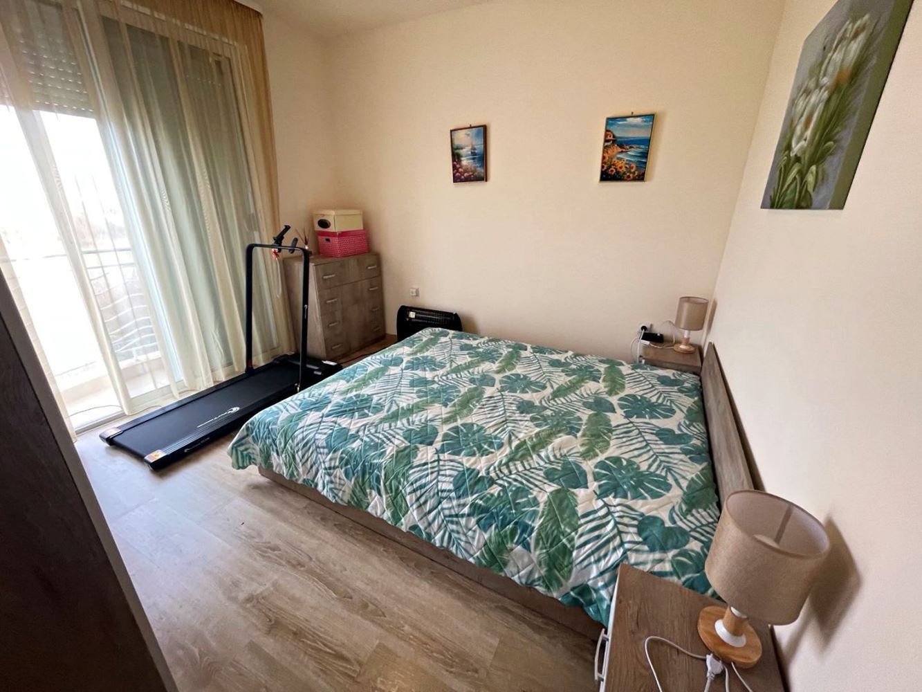 Moderní apartmán se dvěma ložnicemi na Slunečném pobřeží – komfort, lokalita a skvělá infrastruktura