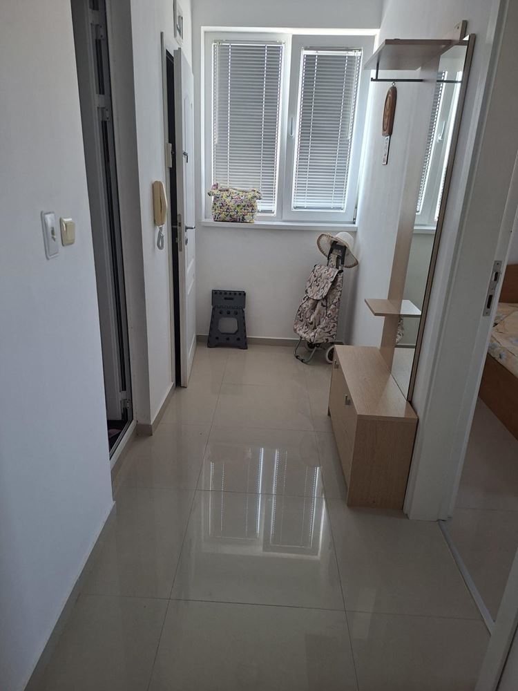 Panoramatický apartmán s jednou ložnicí a výhledem na moře v Ravdě – připraven k nastěhování