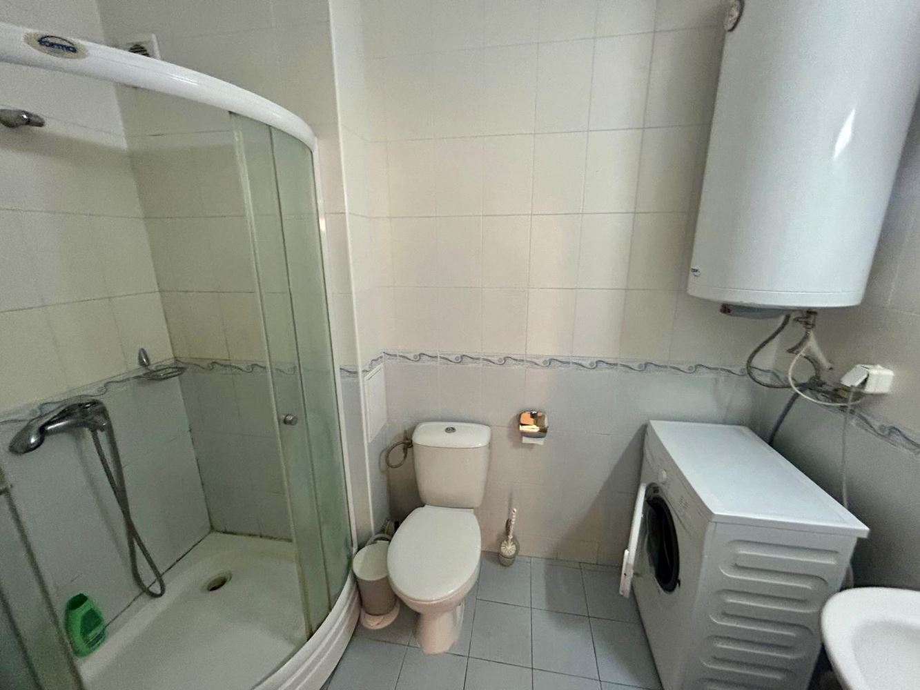 Dvoupokojový apartmán v centrální části Slunečného pobřeží s výhledem na bazén