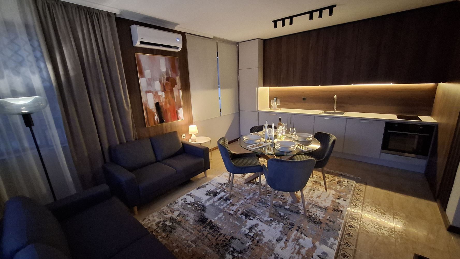 Luxusní apartmán se dvěma ložnicemi v první linii u moře ve Svatém Vlasu – jedinečná mořská atmosféra a prestižní komfort