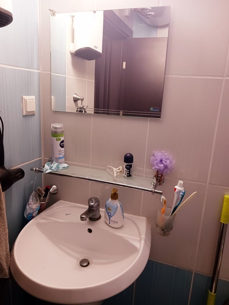 Studio s jižní orientací a výhledem na bazén ve Slunečném pobřeží – útulnost, zeleň a komfort po celý rok