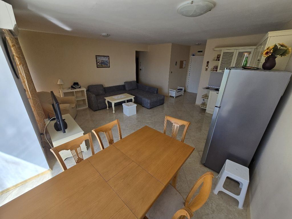 Dvoupokojový apartmán v první linii s výhledem na moře v Carevu – luxus, klid a unikátní lokalita